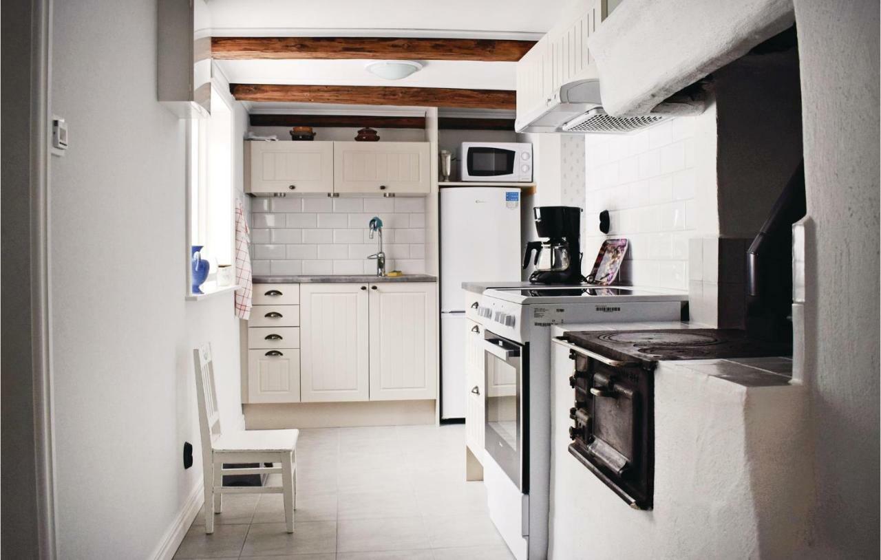 Stunning Home In Tjaellmo With Kitchen מראה חיצוני תמונה